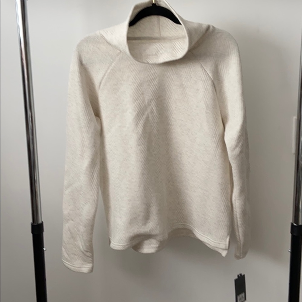 Pullover Top